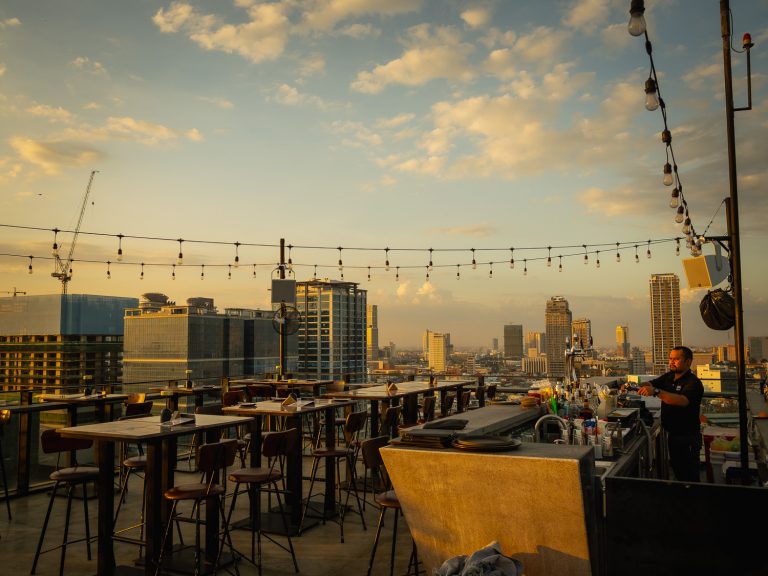 PhnomPenh-rooftop-bar