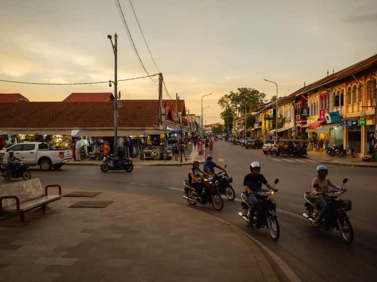 SiemReap-scooter
