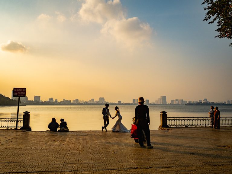 Hanoi-ho-tay-bride-grom