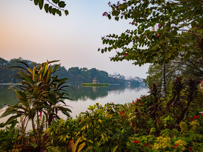 Hanoi-hoan-kiem-lake