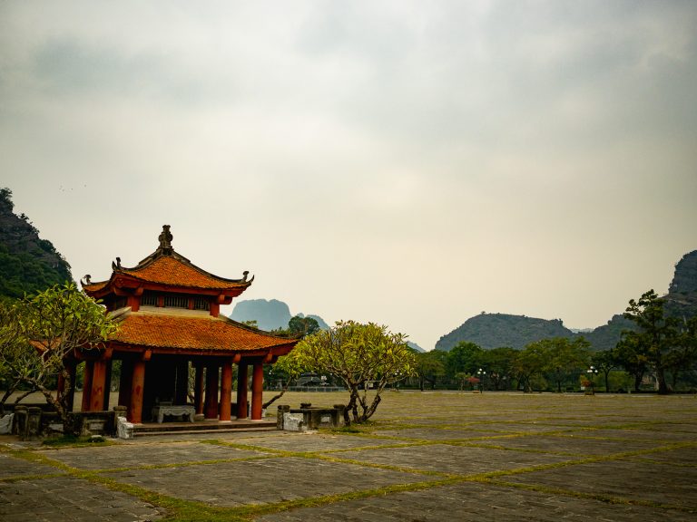 NinhBinh-temple