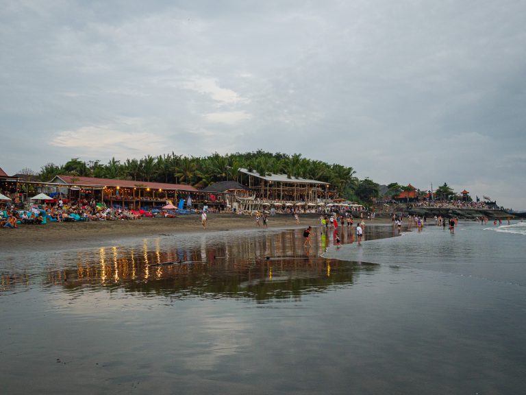 Bali-canggu-beach-bars