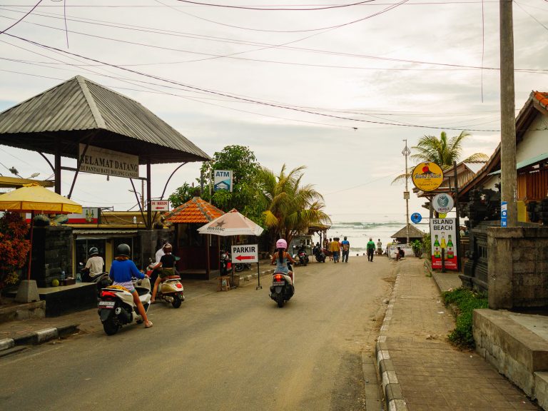 Bali-canggu-road