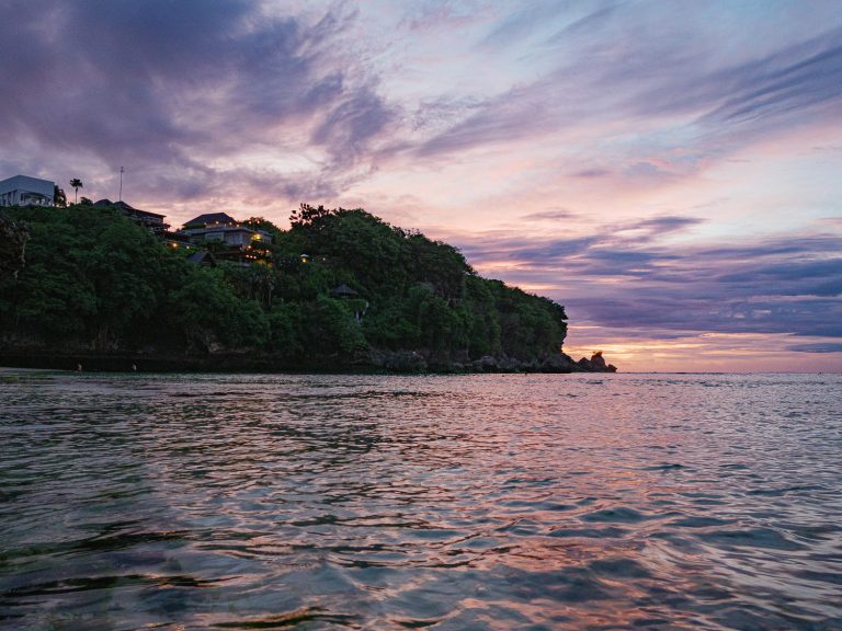 Bali-padang-padang-blue-hour