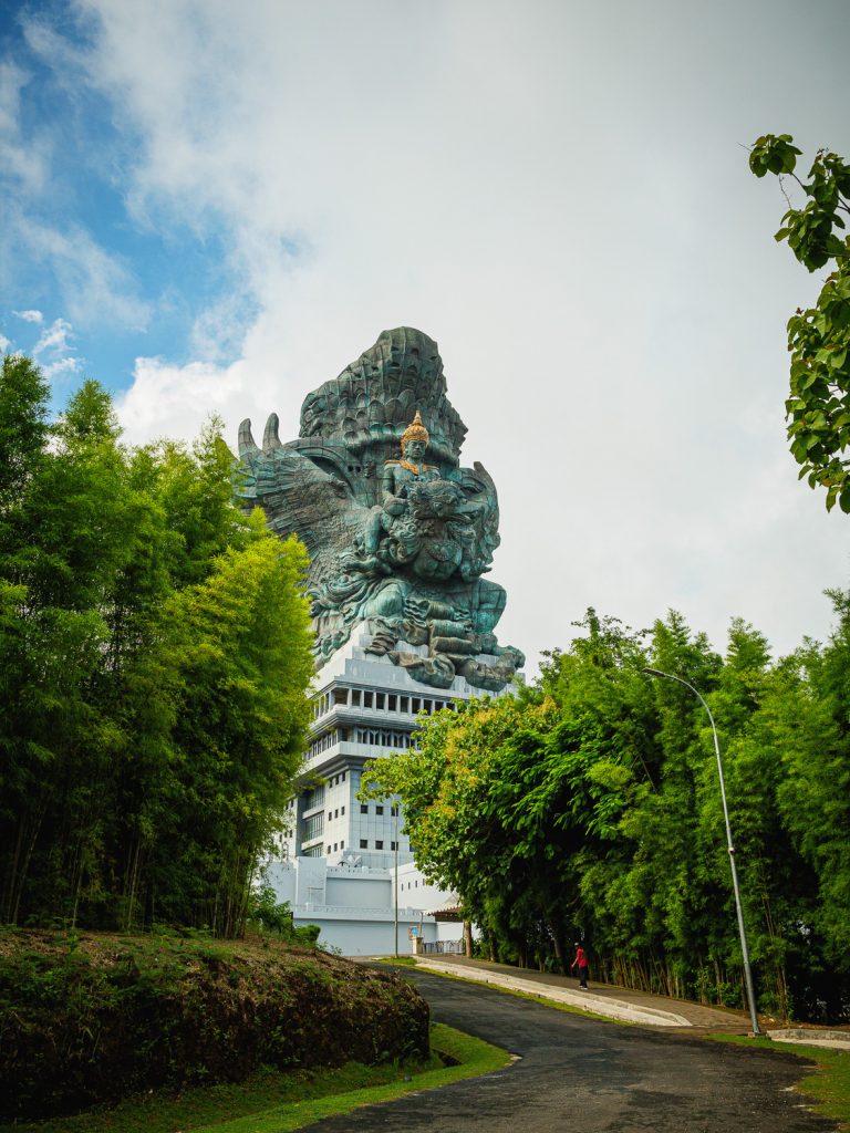 Bali-uluwatu-gwk-statue
